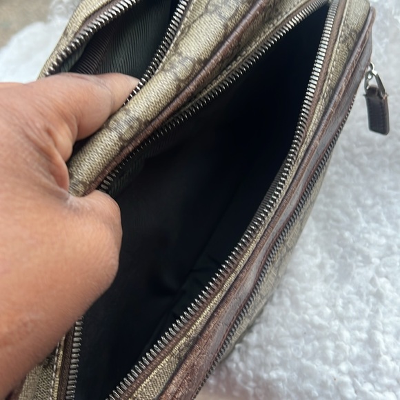 Gucci Gg Supreme Gg Plus Shoulder Bag - Picture 11 of 13